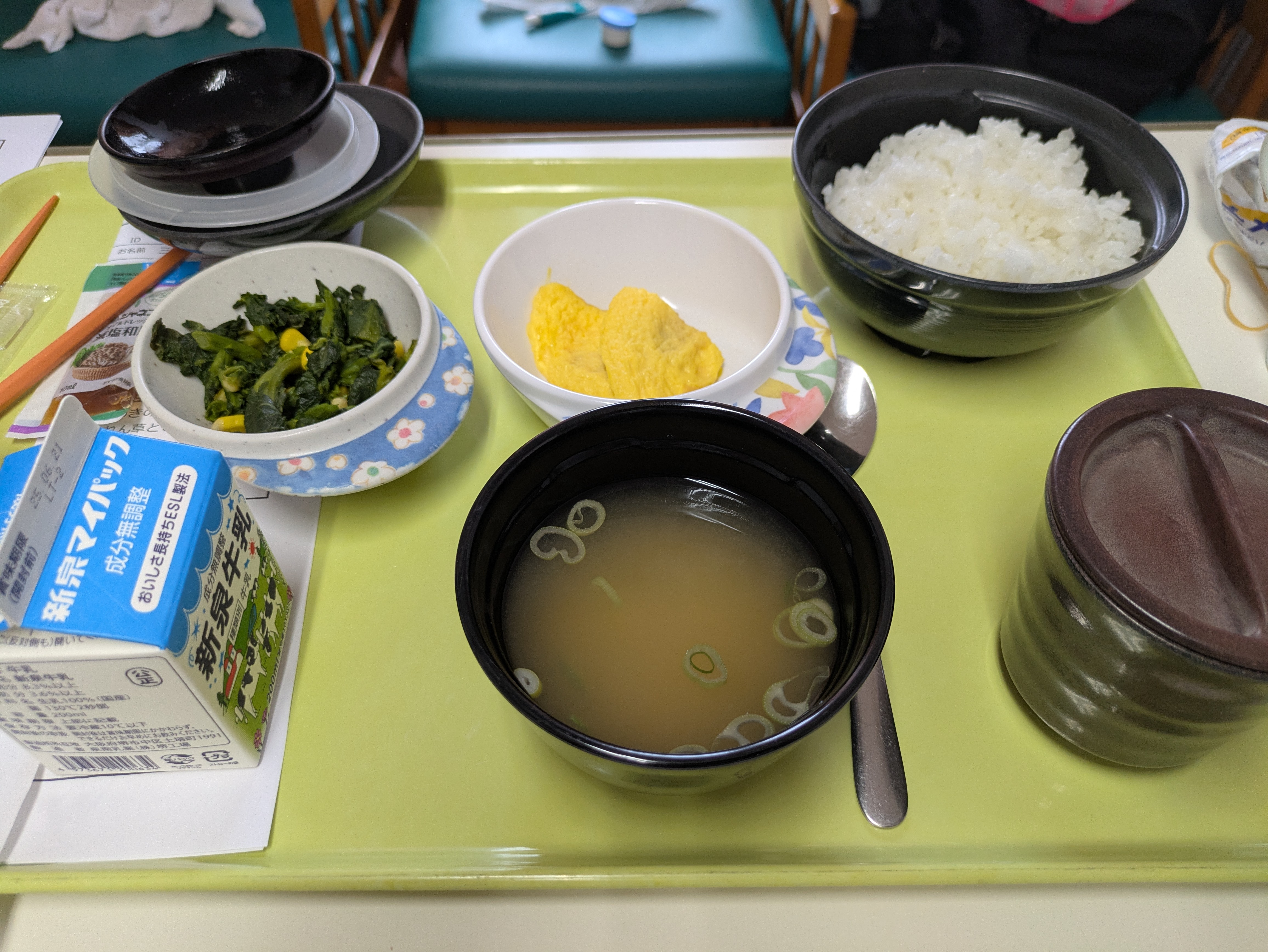 朝食